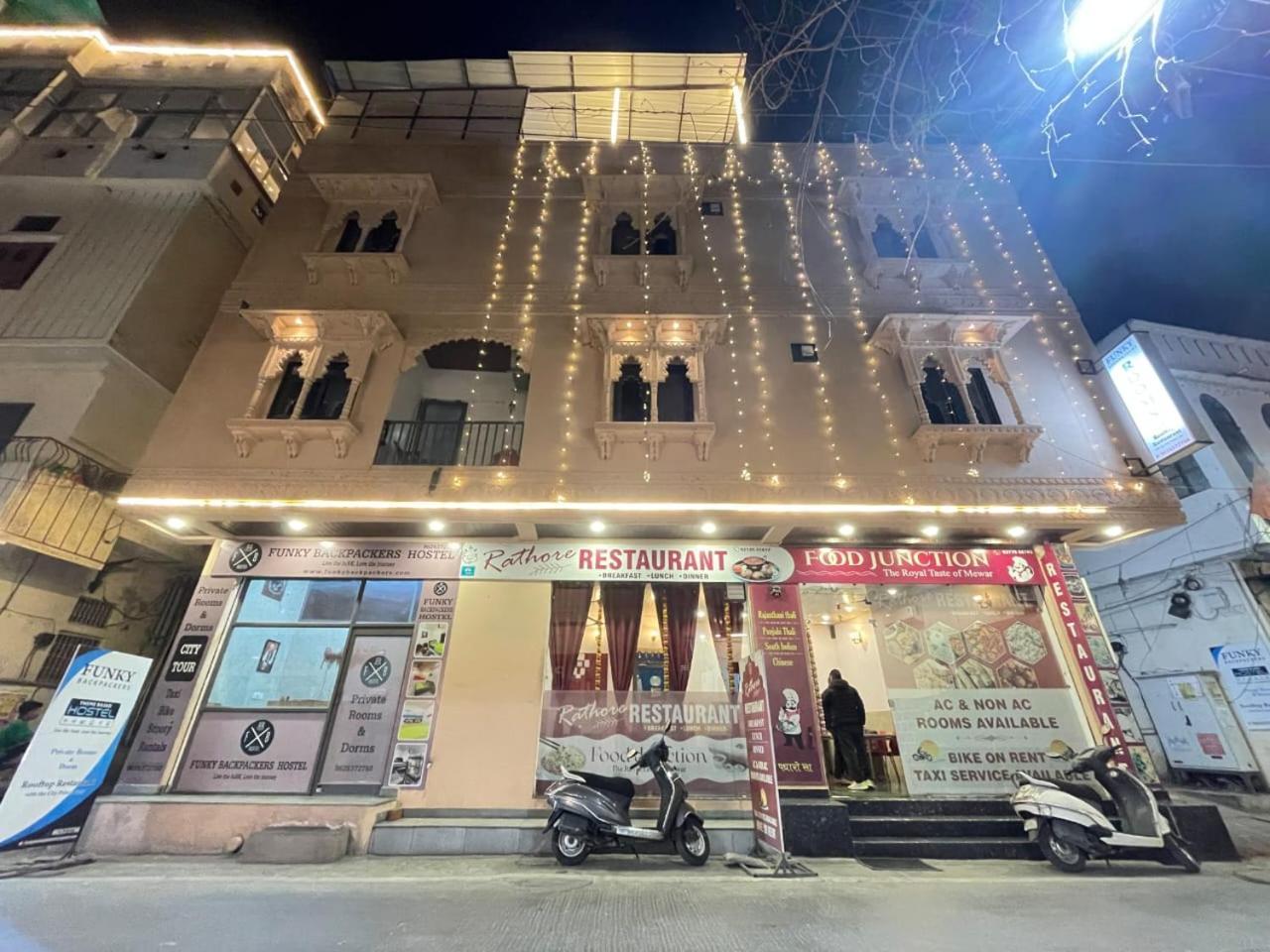 Funky Backpackers Hotell Udaipur Exteriör bild